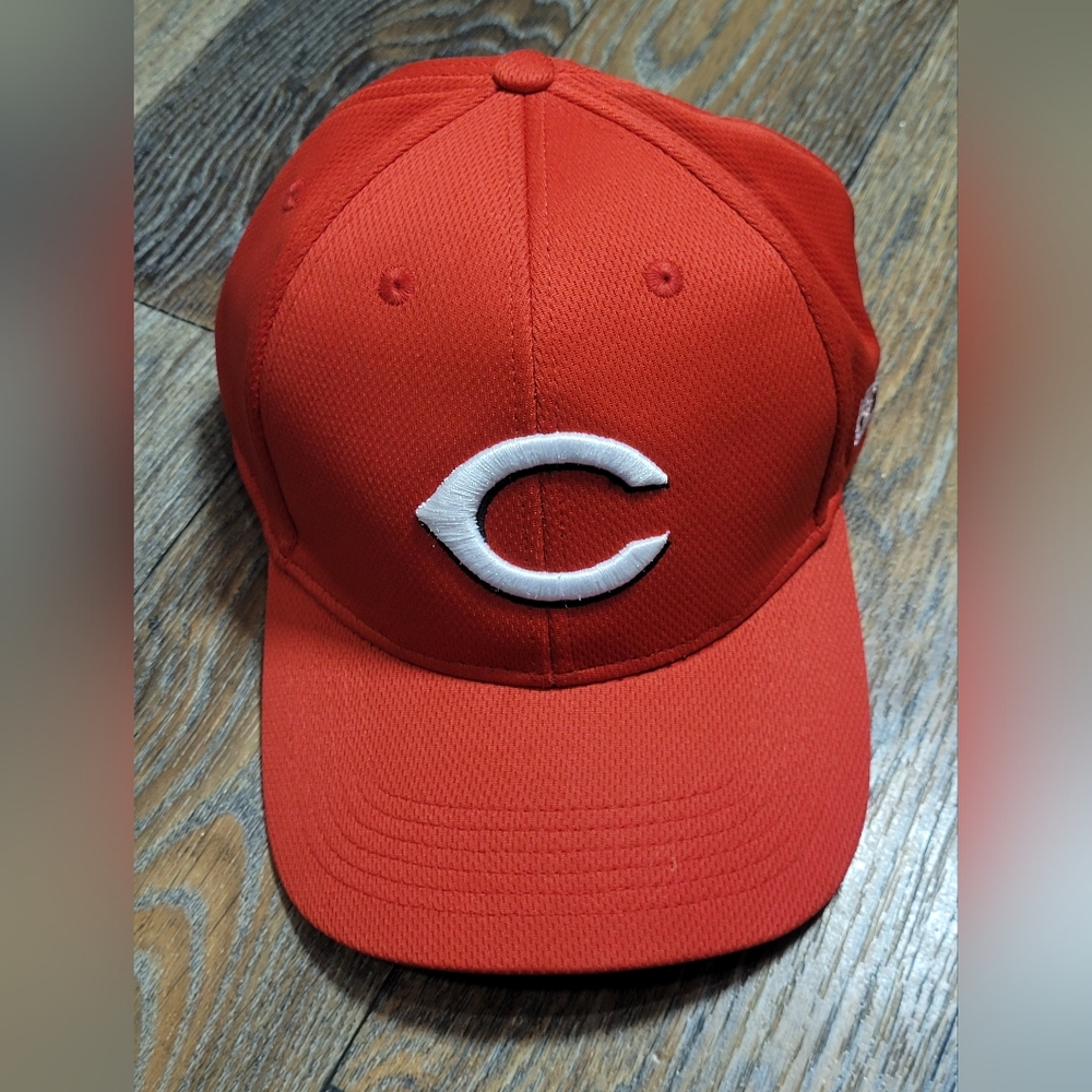 Team MLB Cincinnati Reds Baseball Hat Strapback Red Embroidered